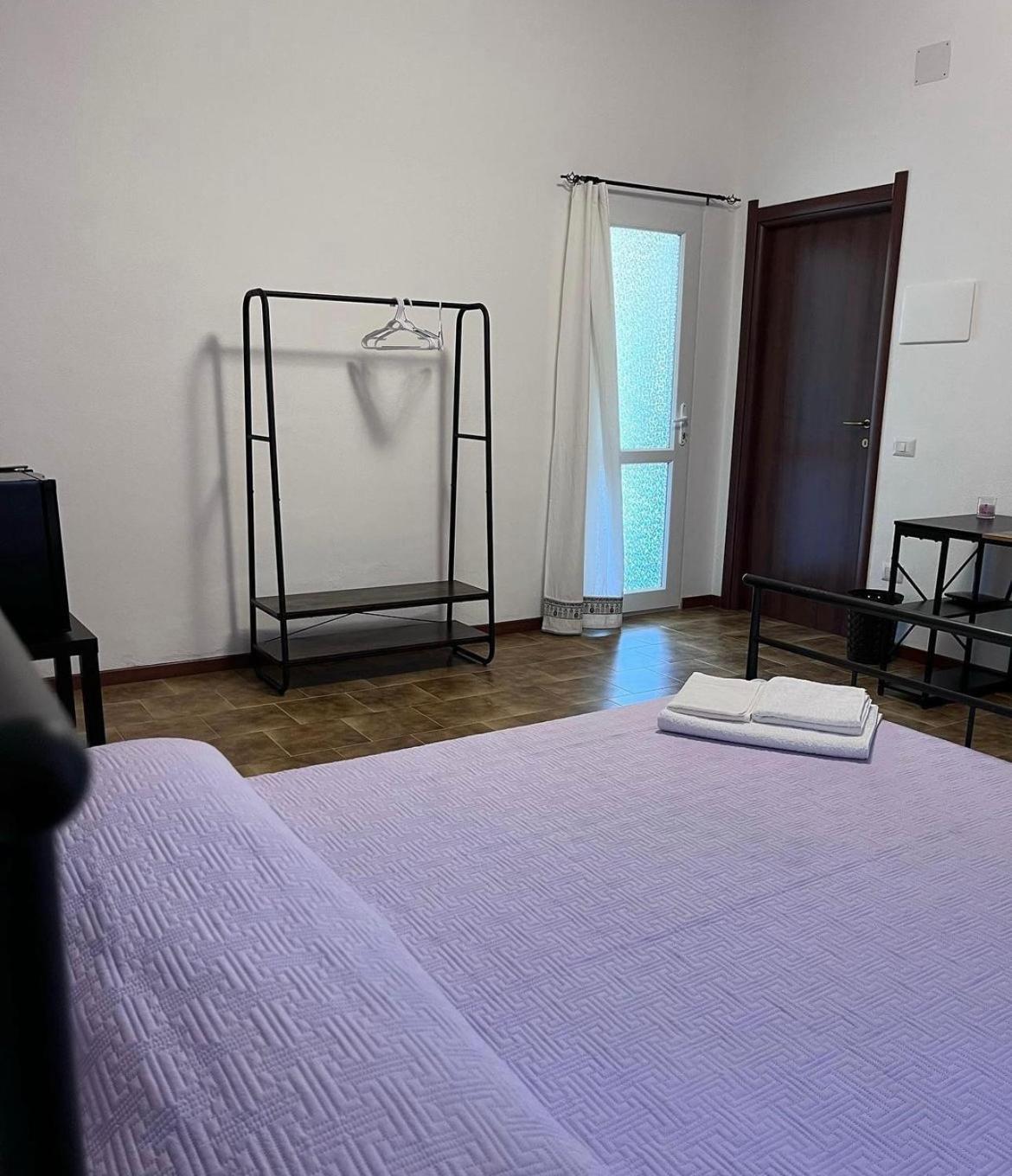 Bidd'E Majori Bed & Breakfast San Priamo Exterior photo