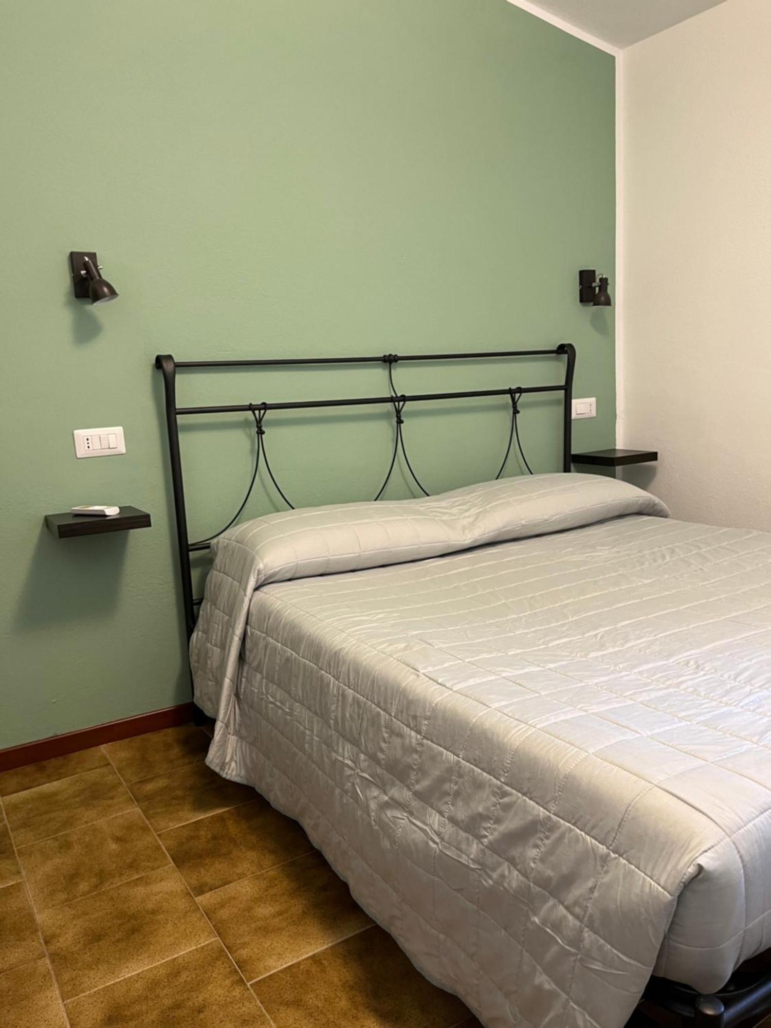 Bidd'E Majori Bed & Breakfast San Priamo Exterior photo